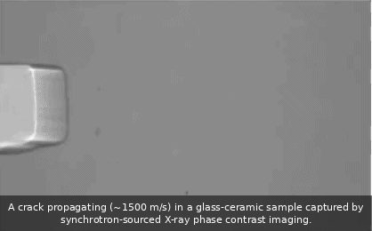 A video recording showing a crack initiating and propagating in a glasss-ceramic sample by time-resolved X-ray phase contrast imaging.